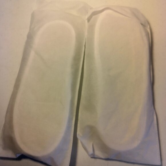 The Chateau At Nemacolin Resort Slippers 1 Size Spa White Slip On 2 Pair - Picture 11 of 16